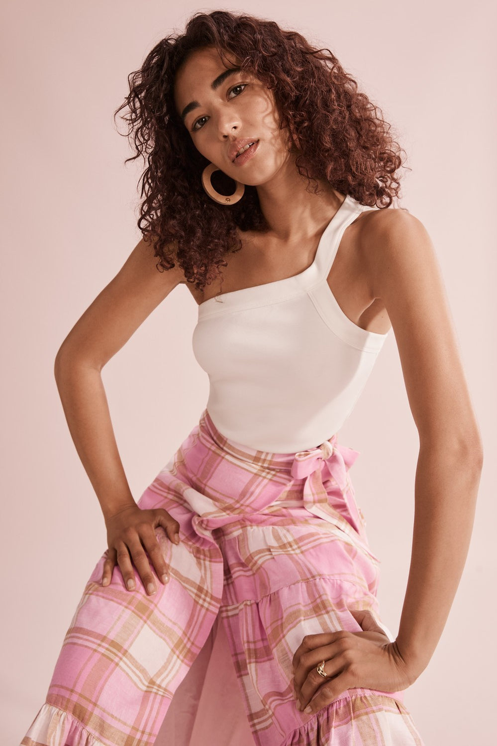 Asymmetric Tank