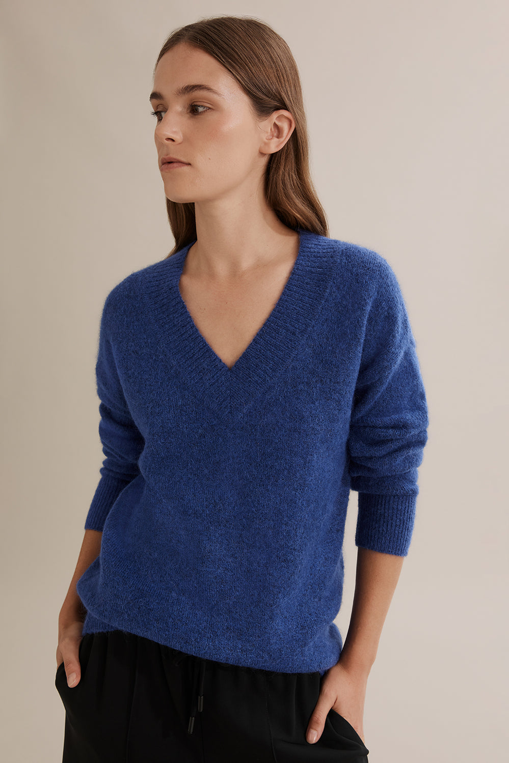V-Neck Fluffy Pullover