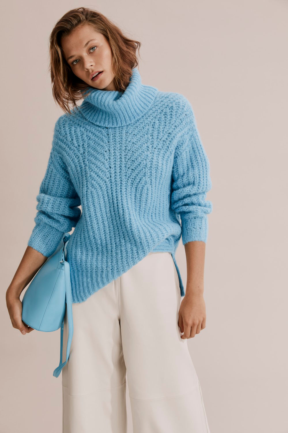 Roll Neck Knit