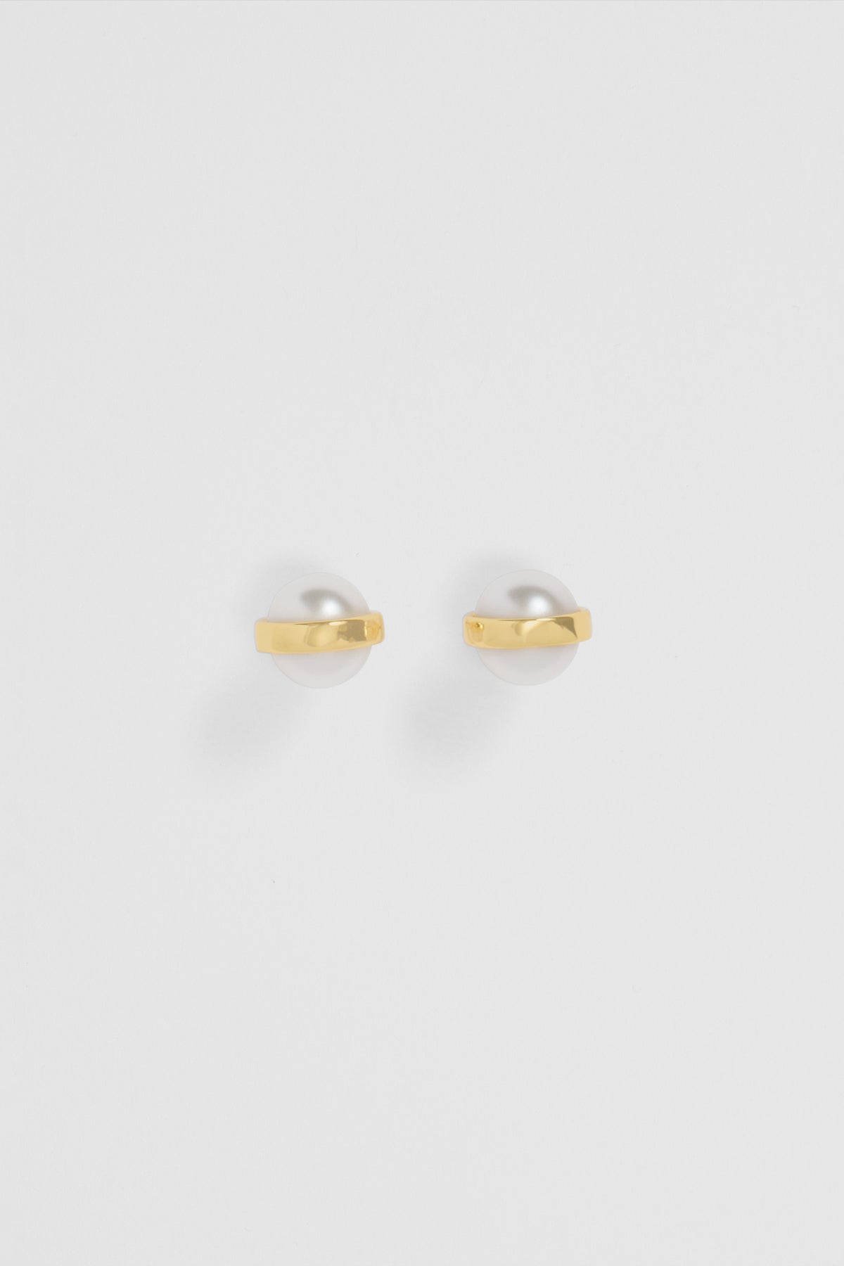 Pearl Stud Earring