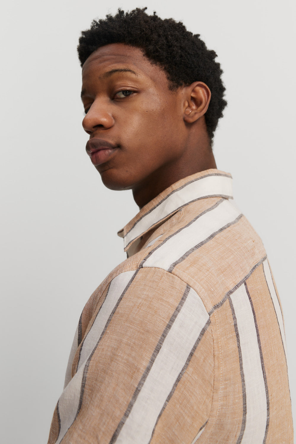 Regular Fit Linen Short Sleeve Stripe Shirt