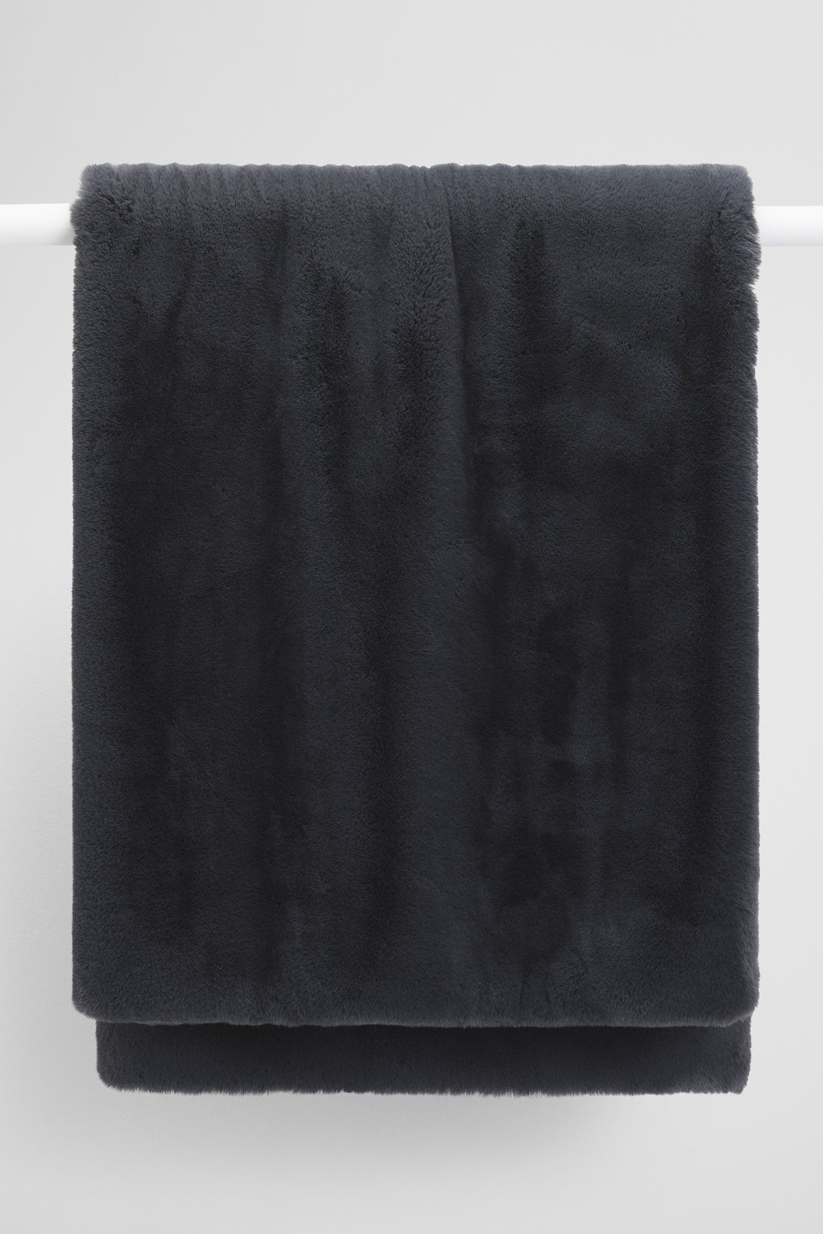 Hailey Fur Throw