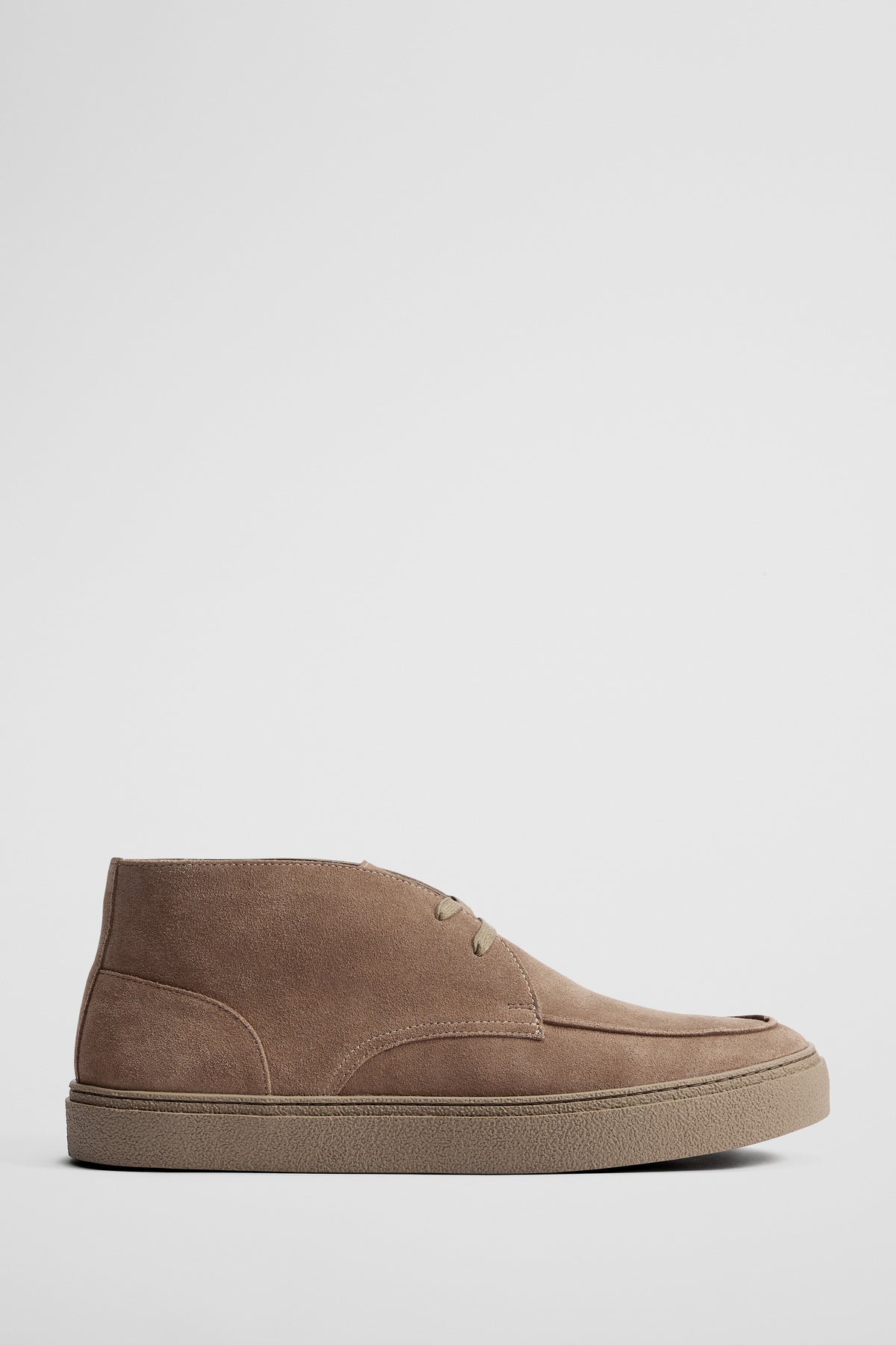Logan Sneaker