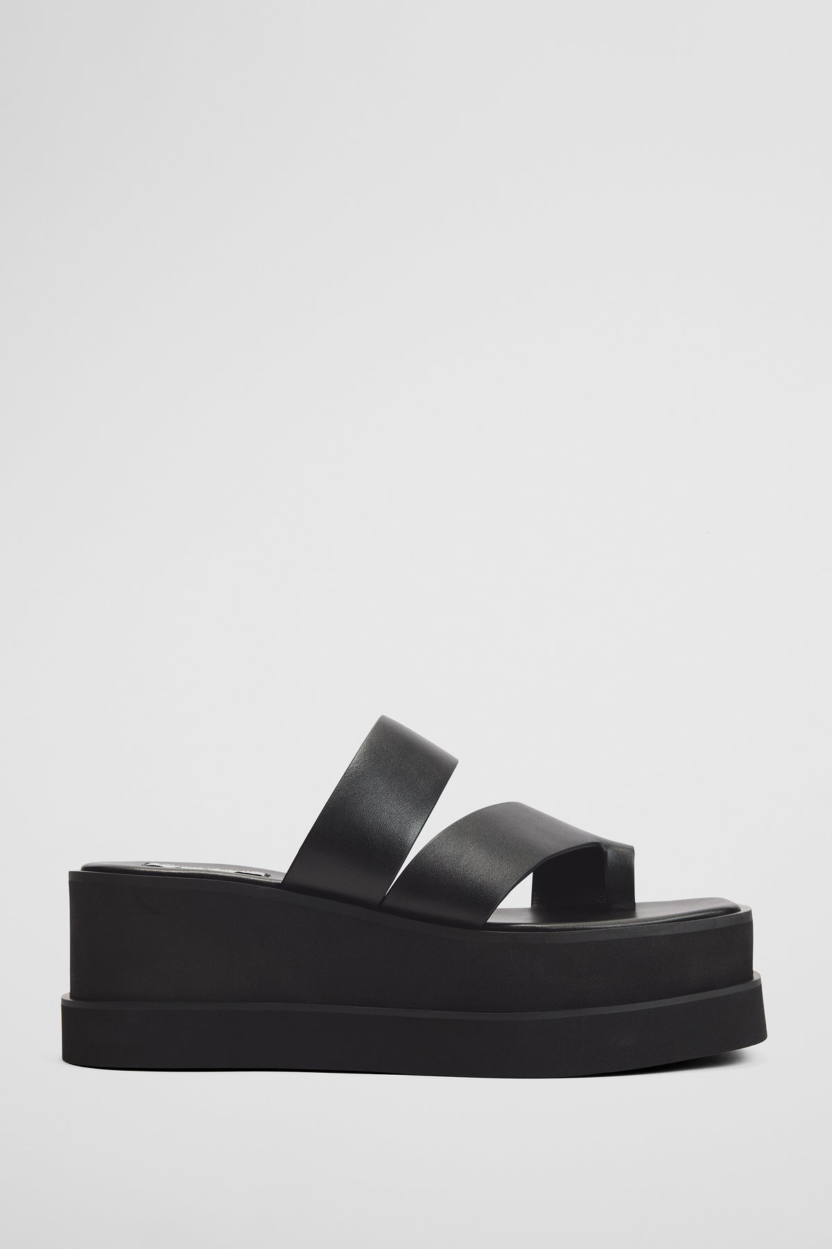 Arya Flatform