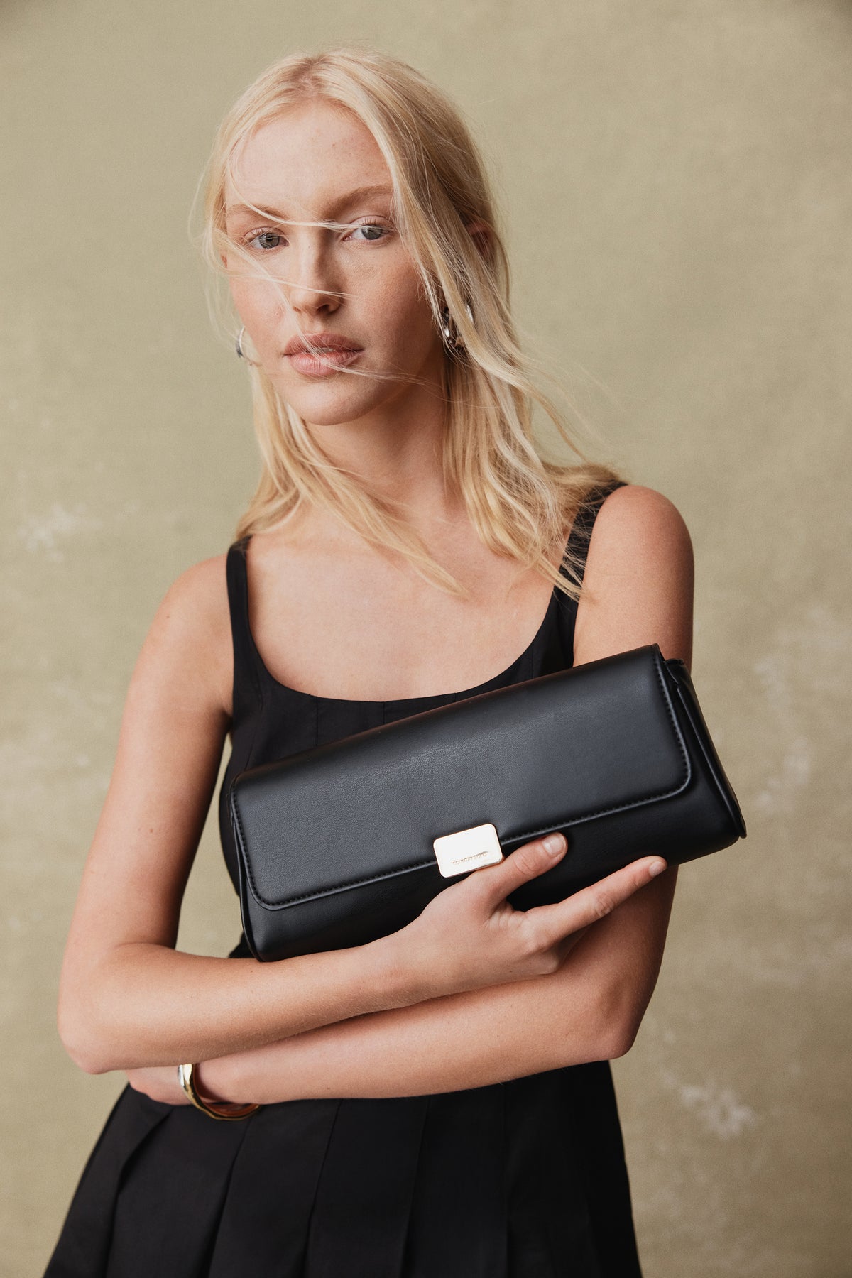 Olivia Clutch