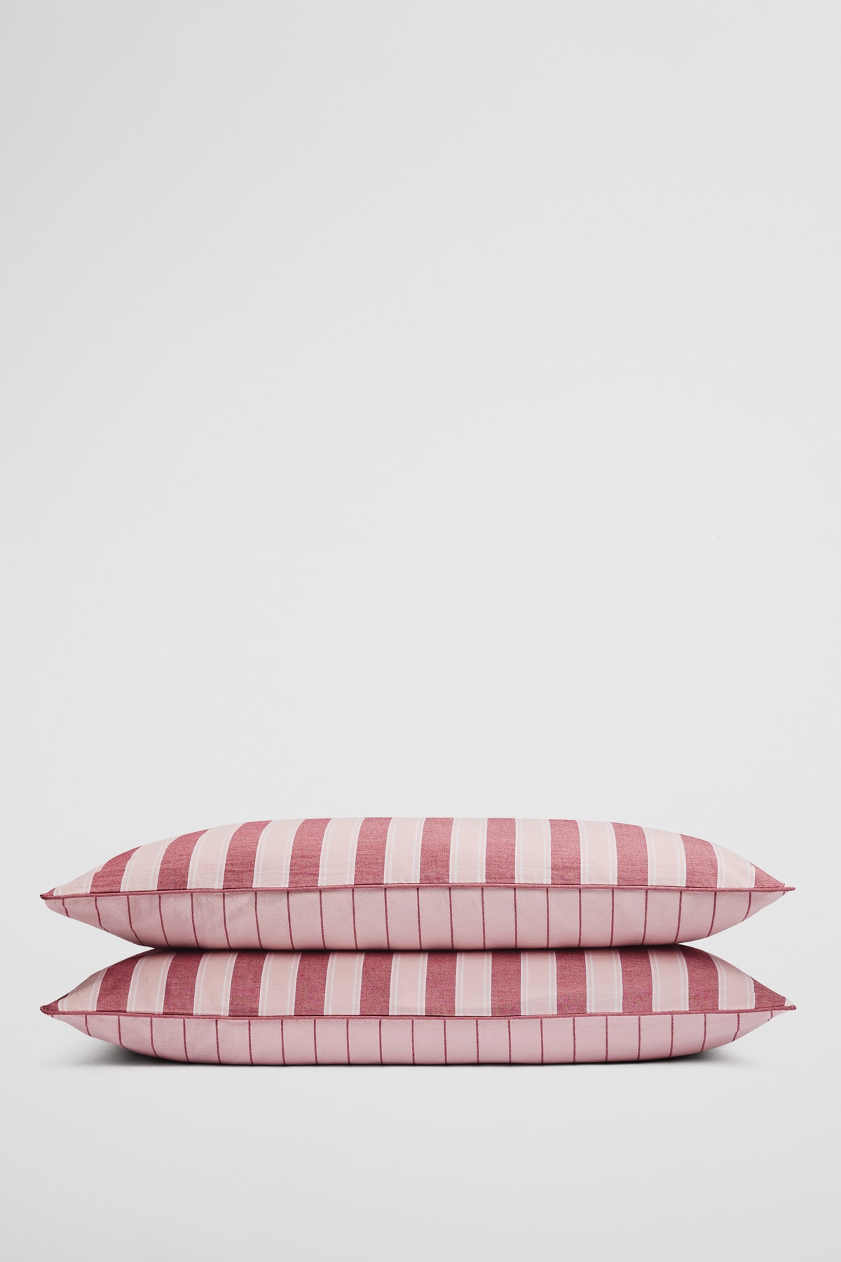 Mavi Standard Pillowcase Pair