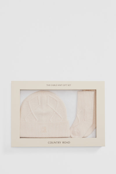 Cable Knit Gift Set