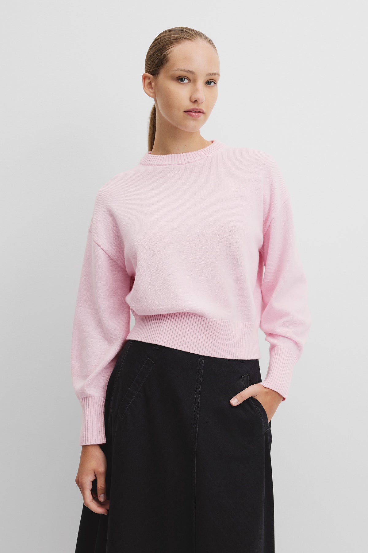 Organically Grown Cotton Blend Crop Crew Neck Knit