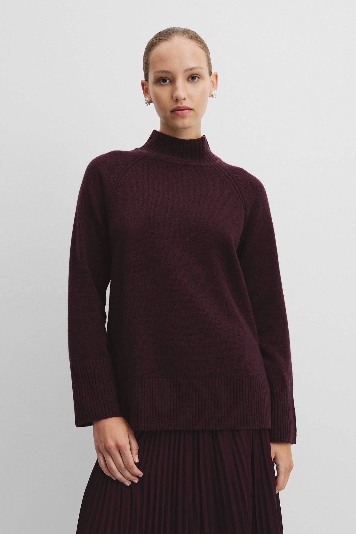 Merino Funnel Neck Knit