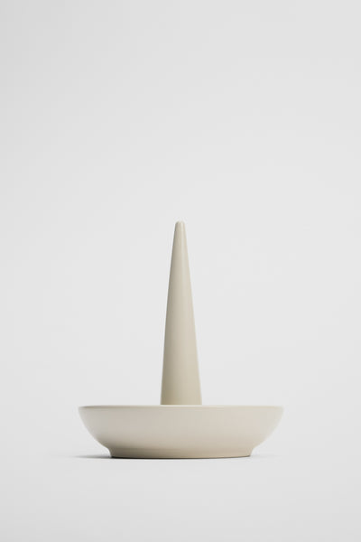 Lucinda Ring Stand