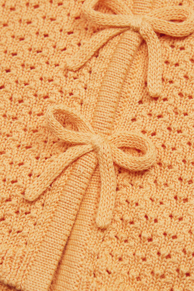 Sleeveless Scallop Knit Top