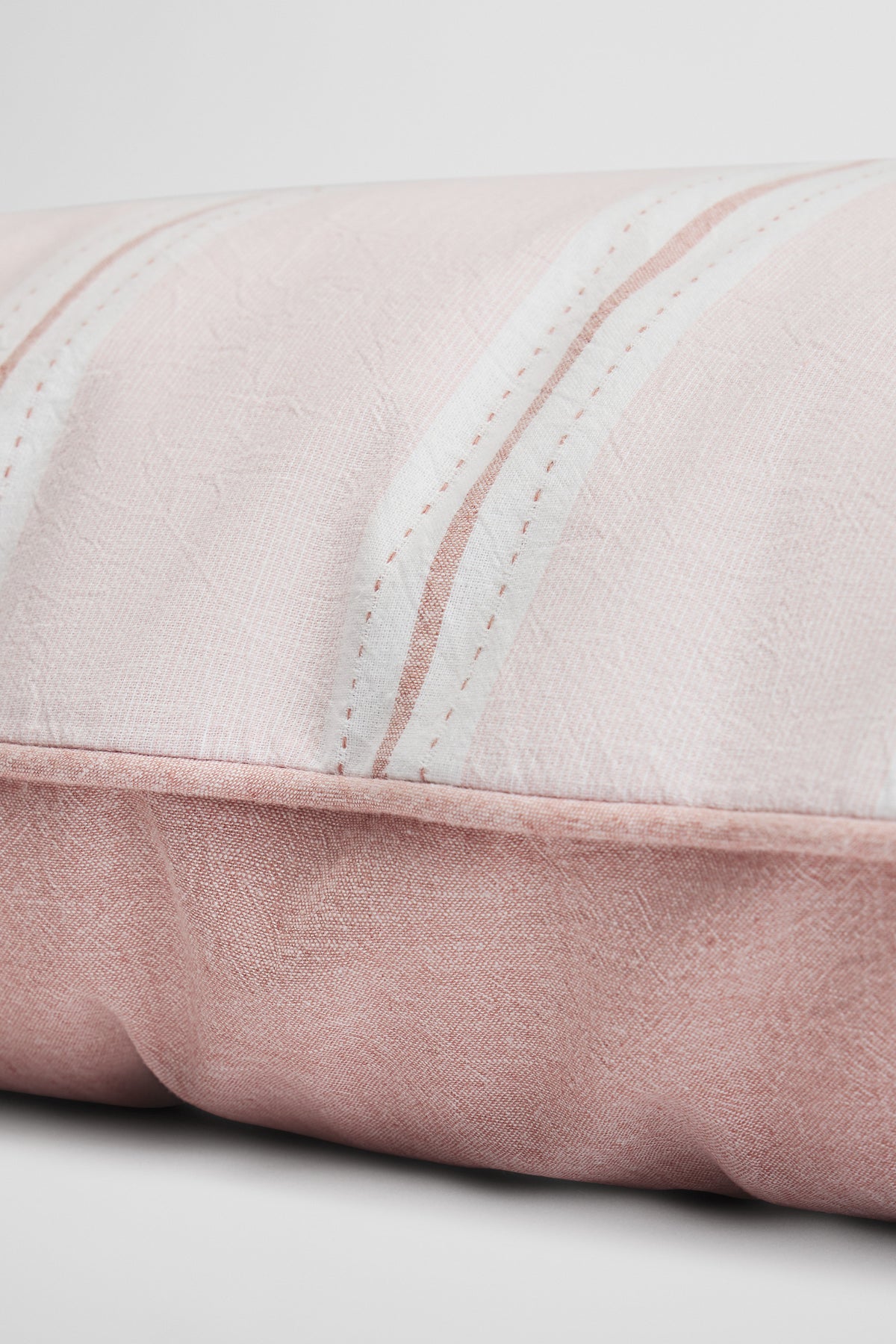 Kaia Standard Pillowcase Pair