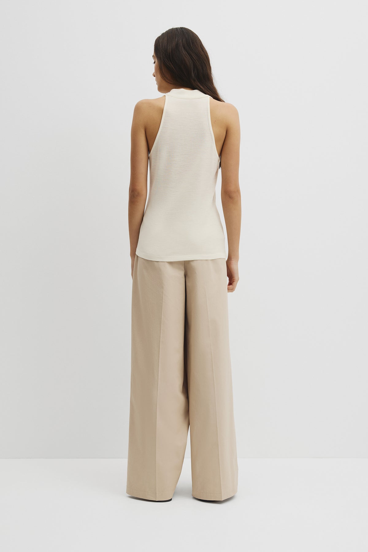V-Neck Neck Drape Top