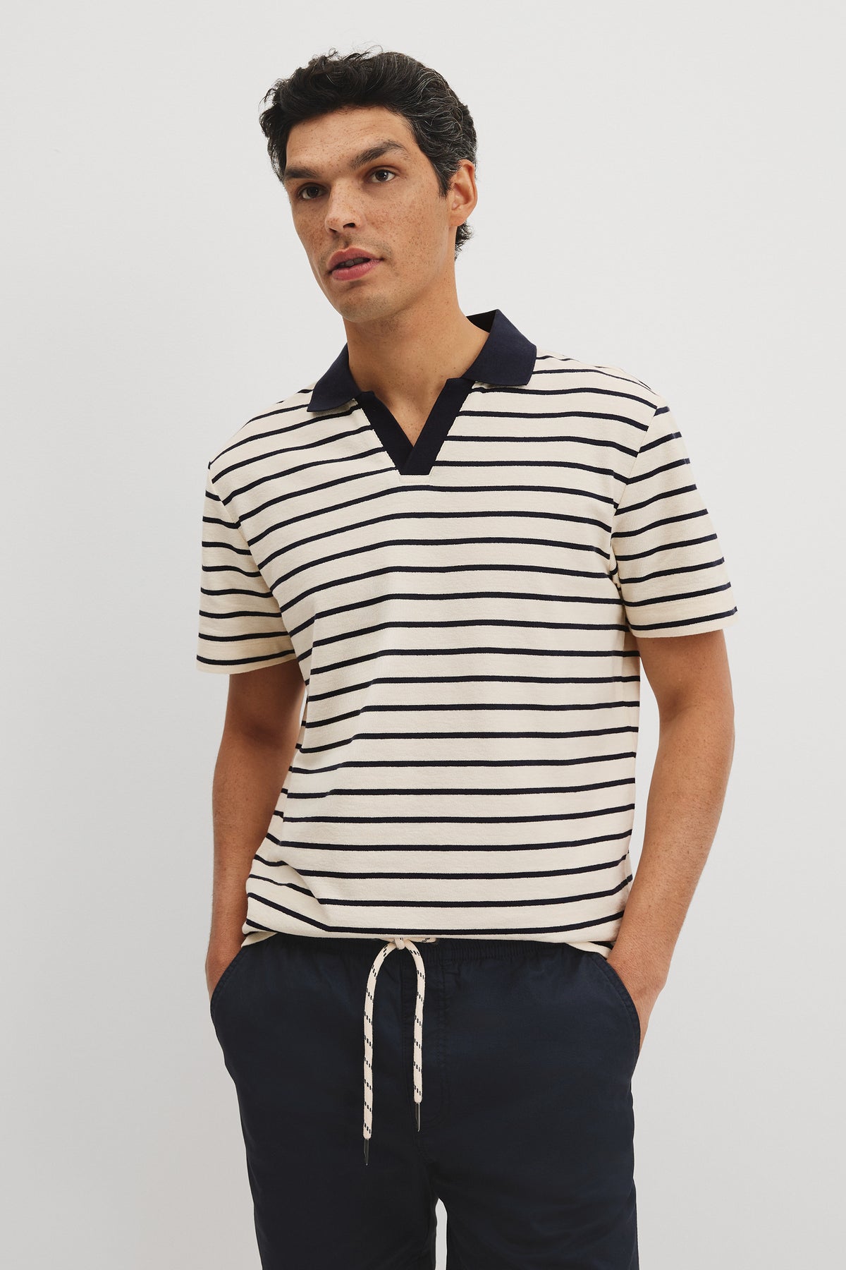 Short Sleeve Contrast Stripe Trphy