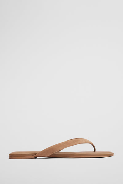 Carmen Thong